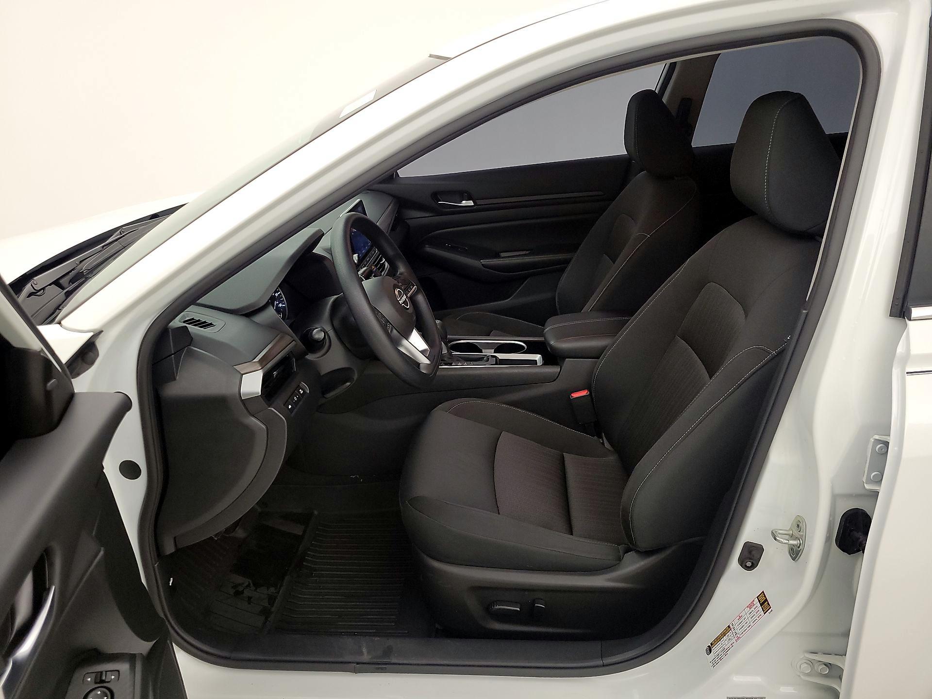 Thumbnail: 2024 Nissan Altima - 11