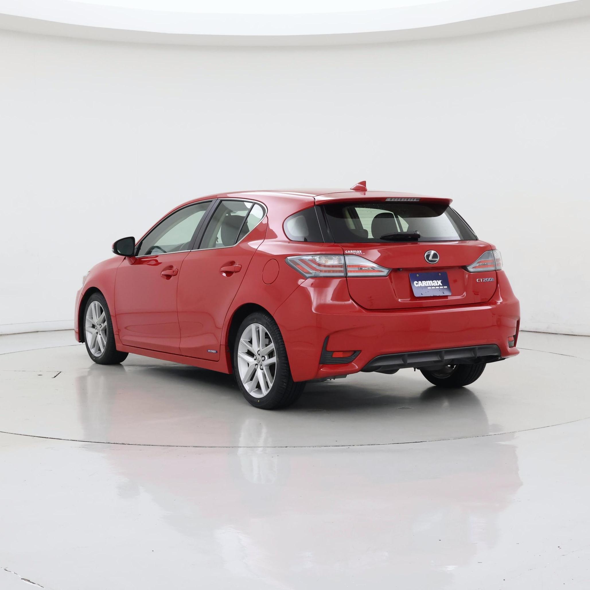 Thumbnail: 2017 Lexus CT - 2
