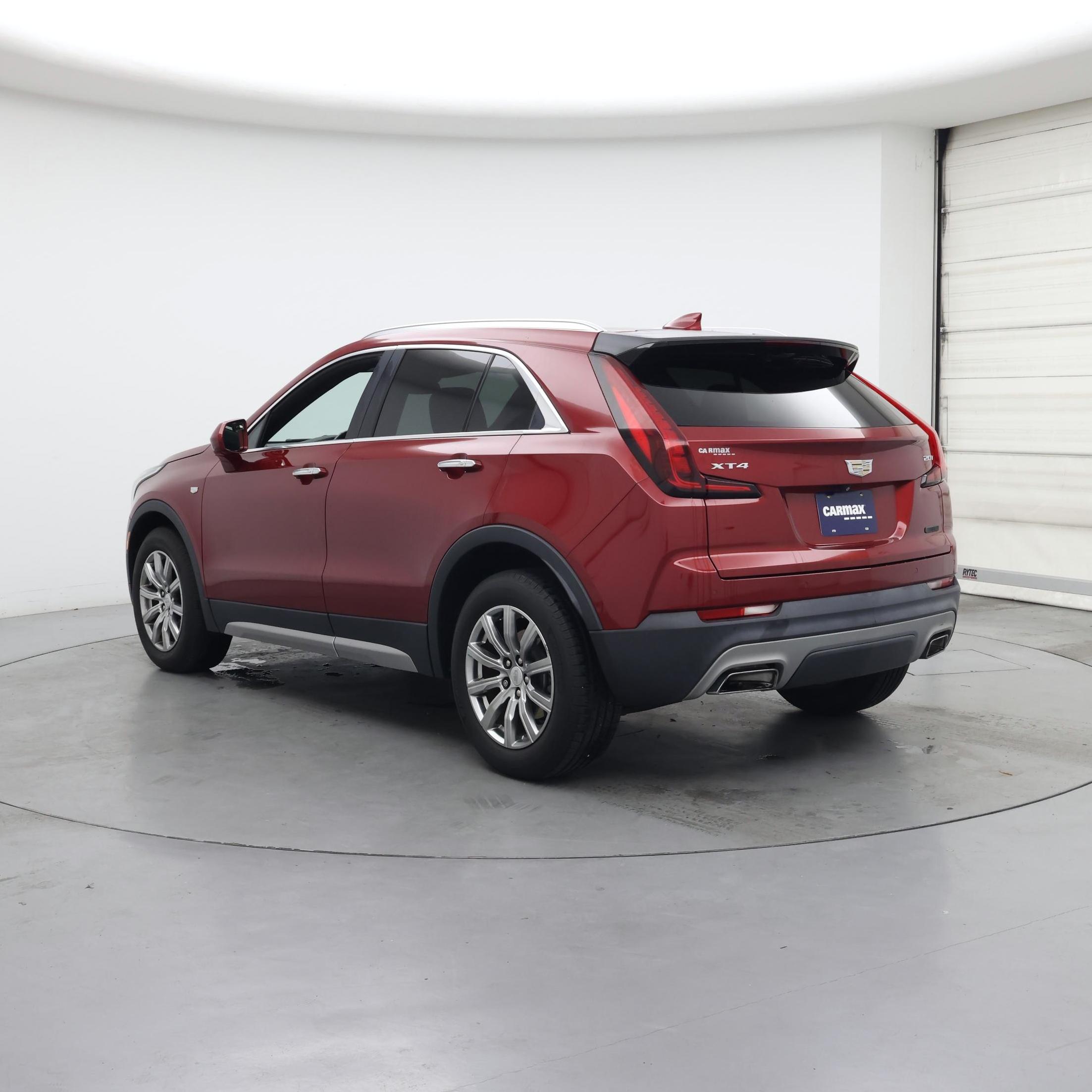 Thumbnail: 2019 Cadillac XT4 - 2