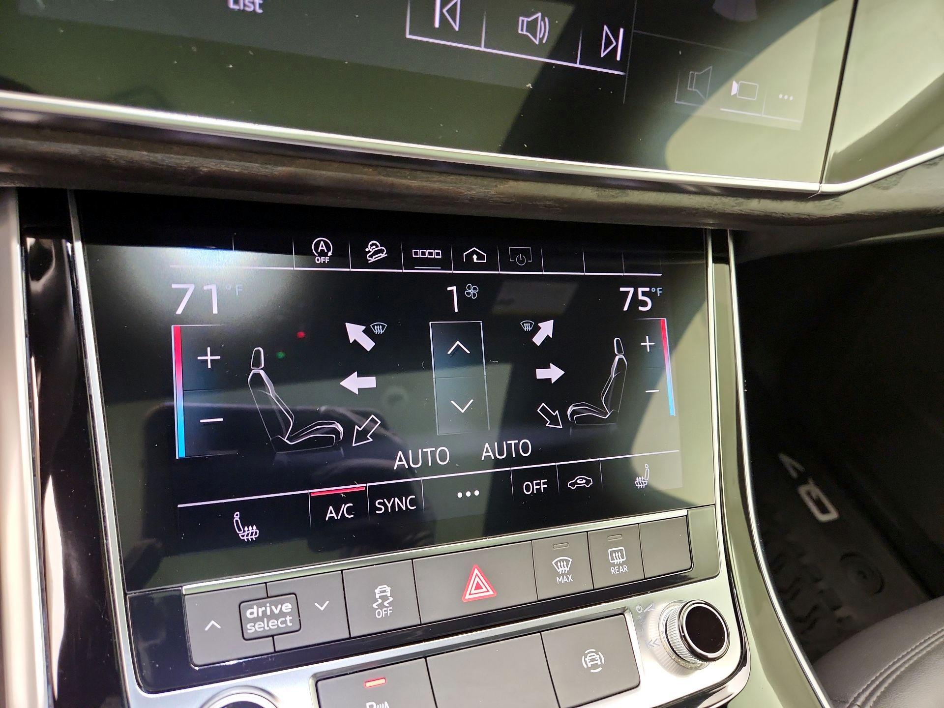 Thumbnail: 2021 Audi Q7 - 17