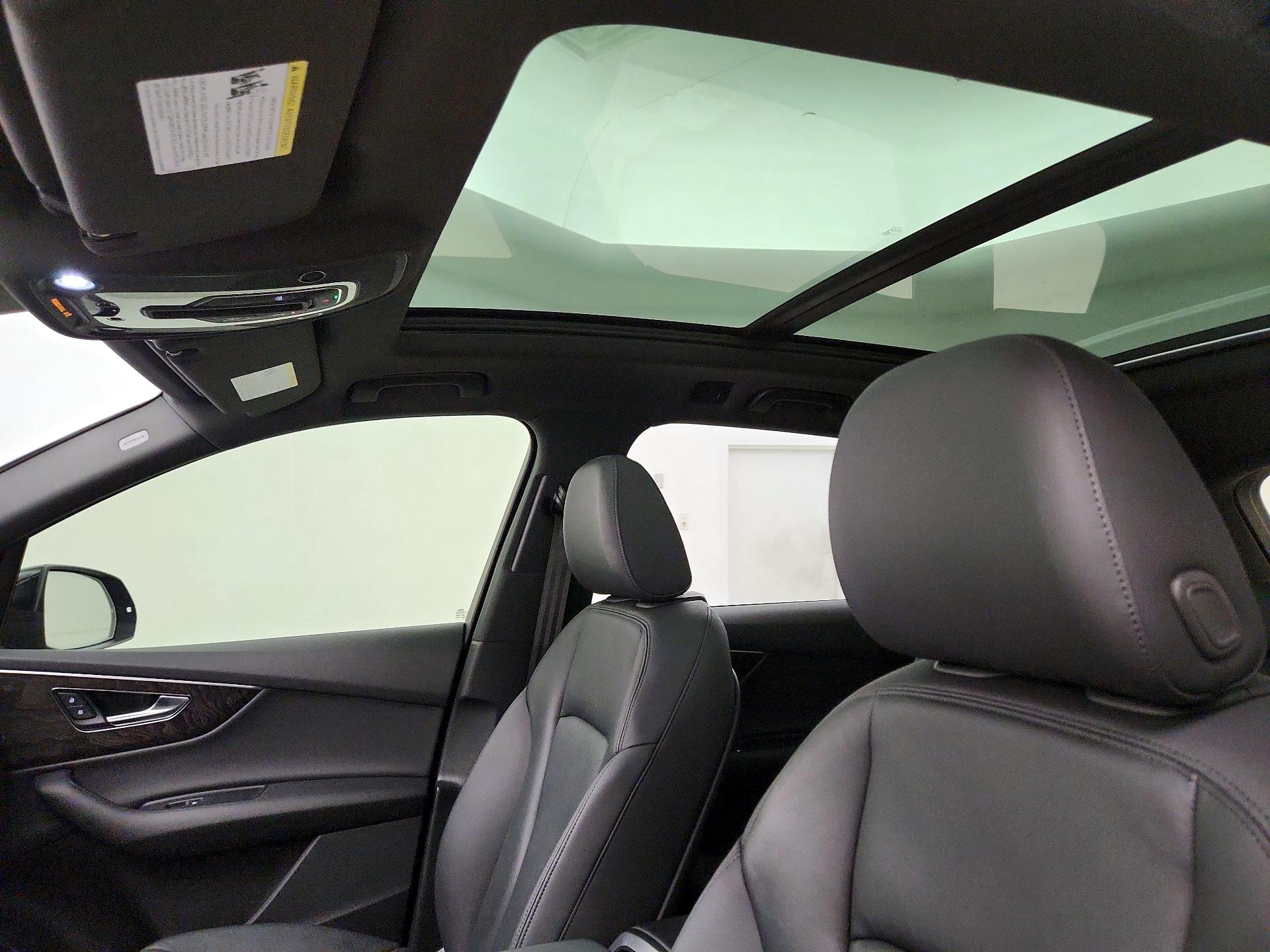 Thumbnail: 2021 Audi Q7 - 20