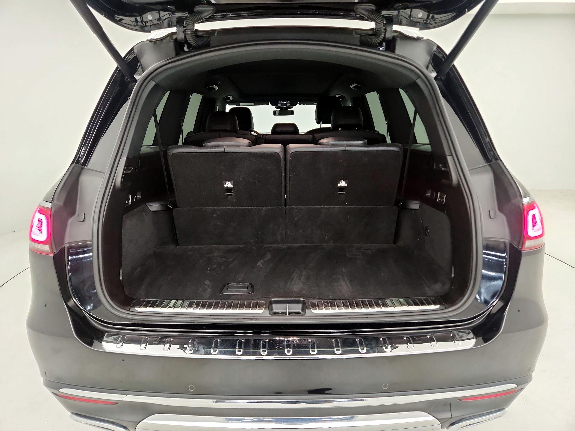 Thumbnail: 2020 Mercedes-Benz GLS - 16