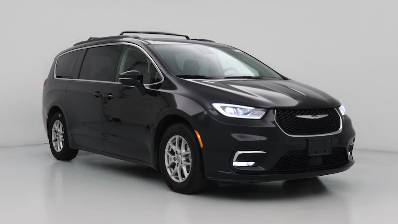 2022 Chrysler Pacifica Touring L Hero Image