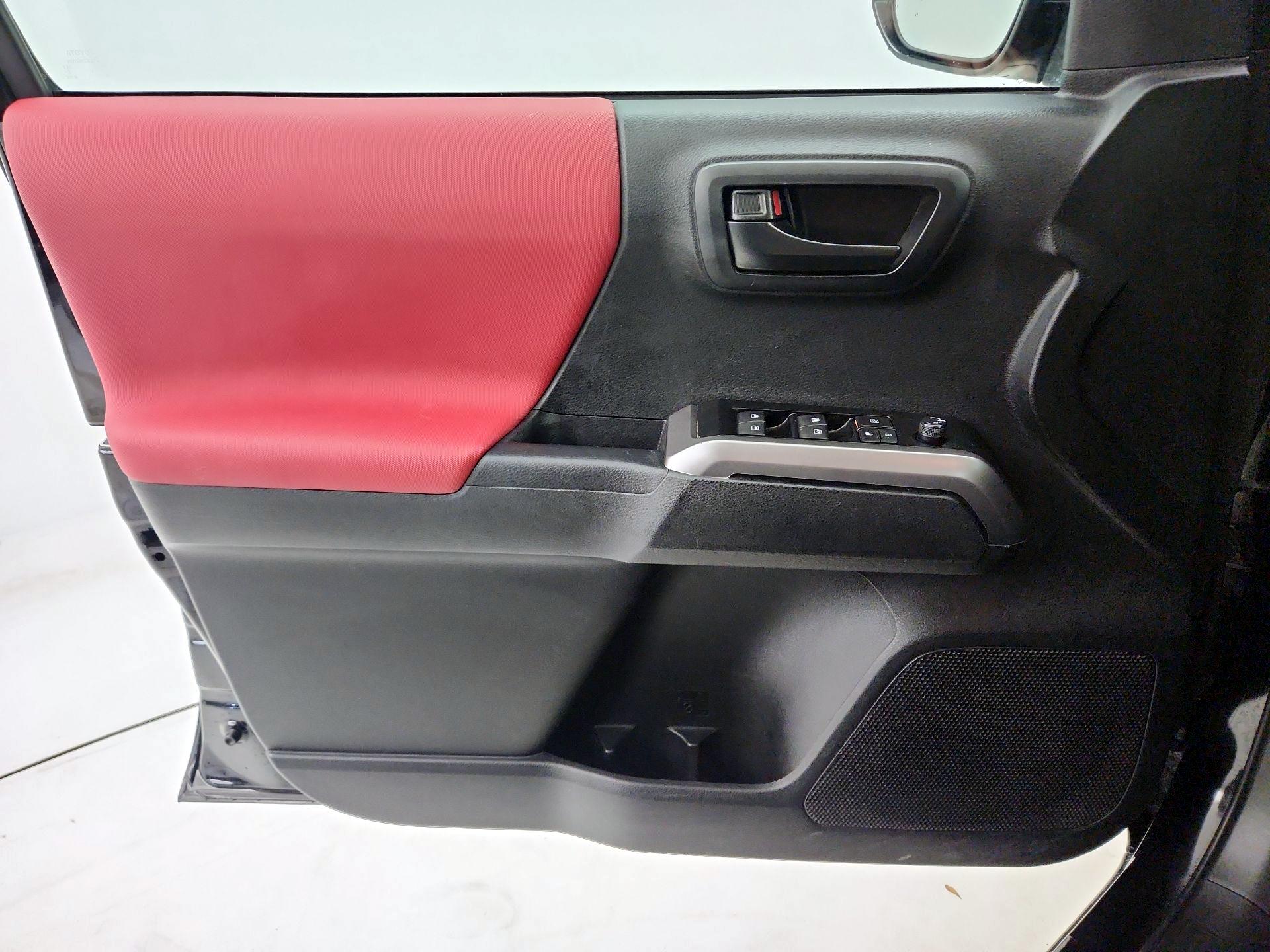 Thumbnail: 2023 Toyota Tacoma - 12