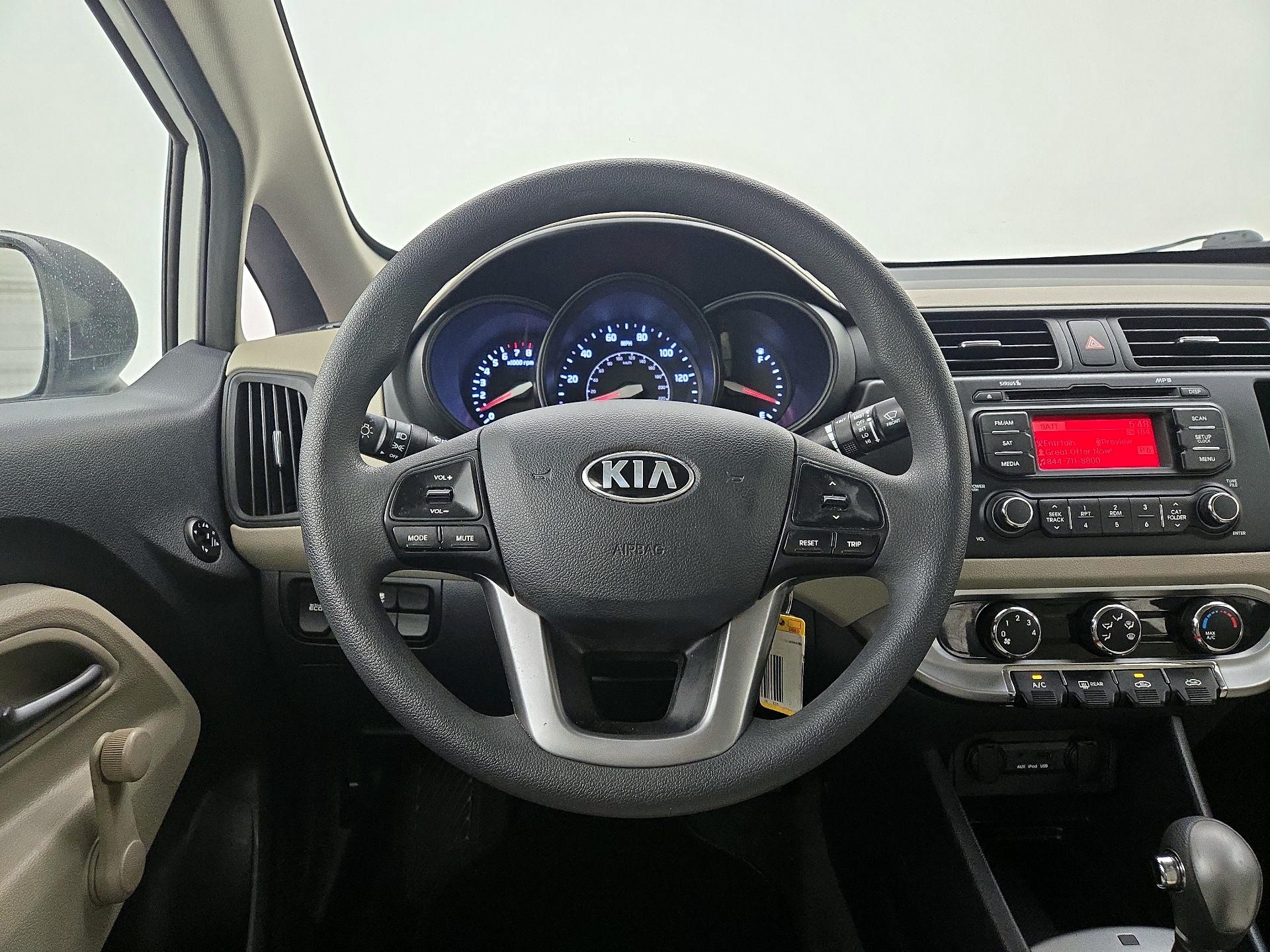 Thumbnail: 2013 Kia Rio - 10