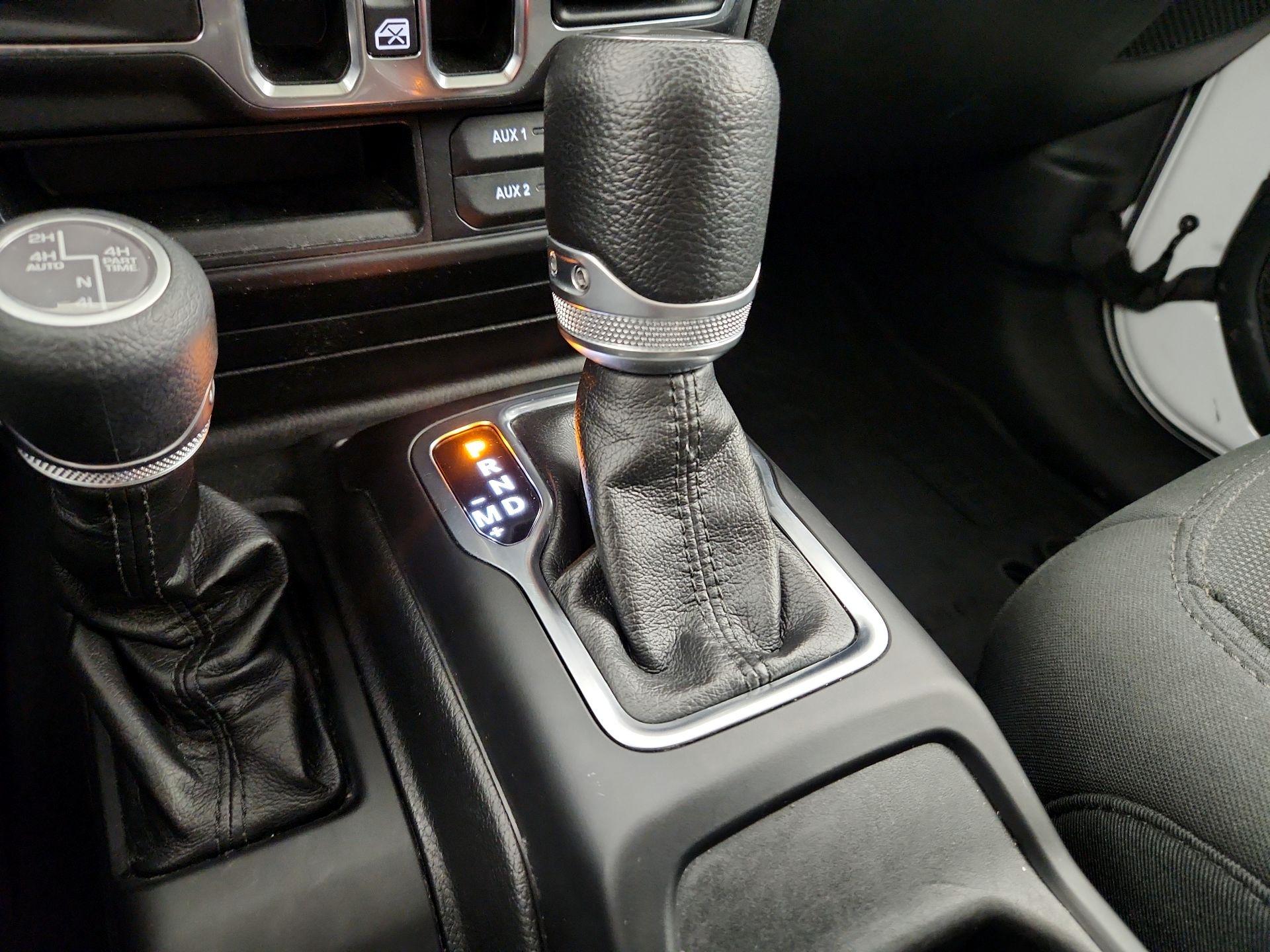 Thumbnail: 2023 Jeep Wrangler - 17