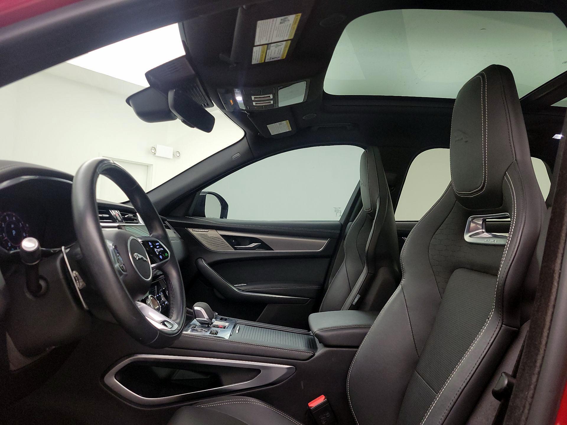 Thumbnail: 2024 Jaguar F-Pace - 20