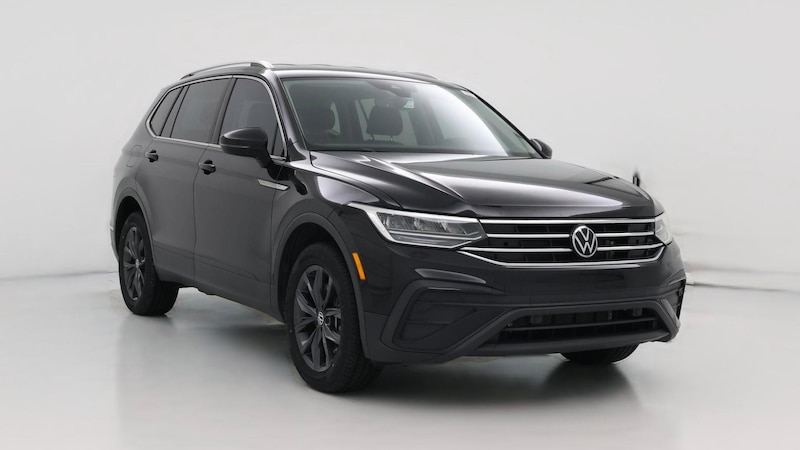 2022 Volkswagen Tiguan SE Hero Image