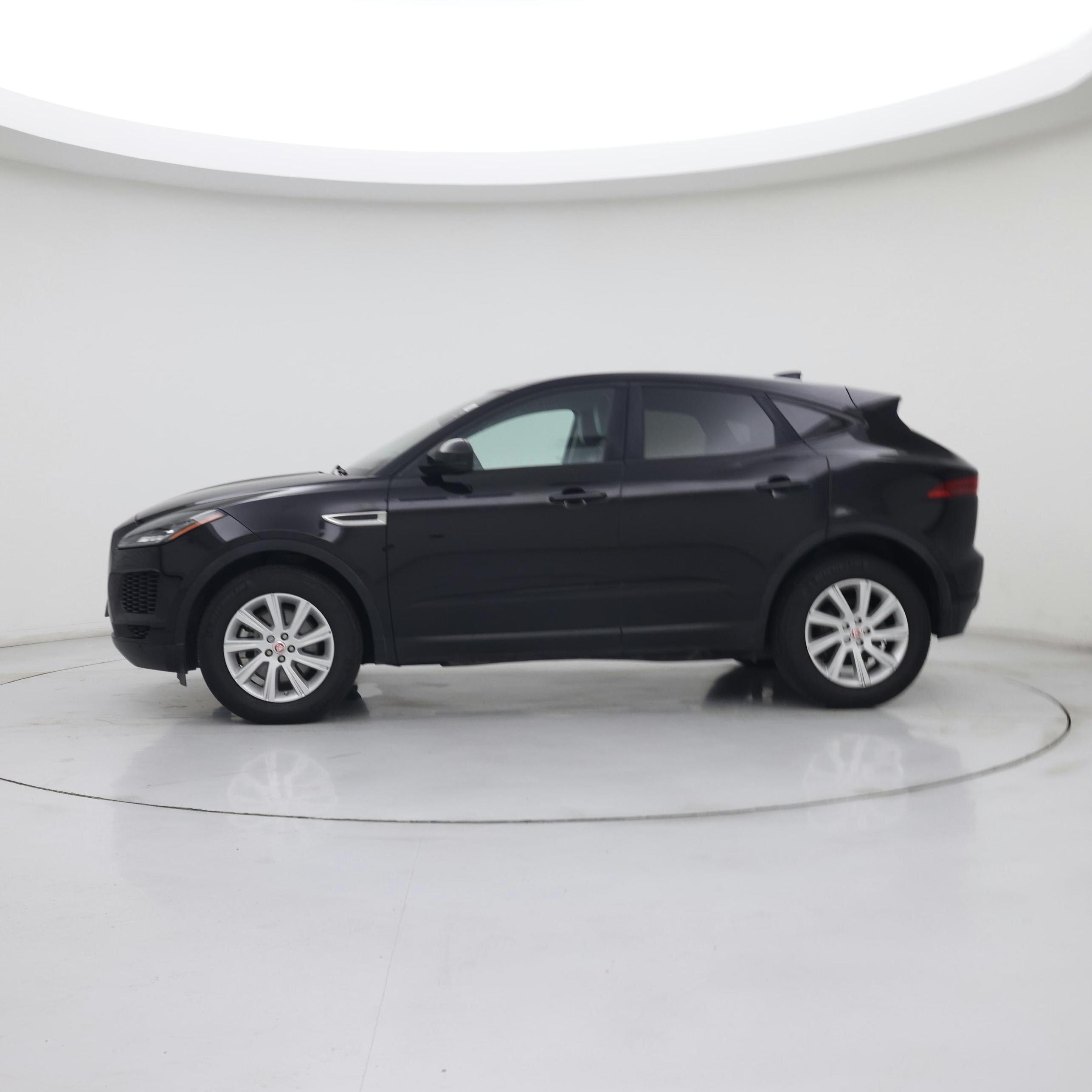 Thumbnail: 2020 Jaguar E-Pace - 3