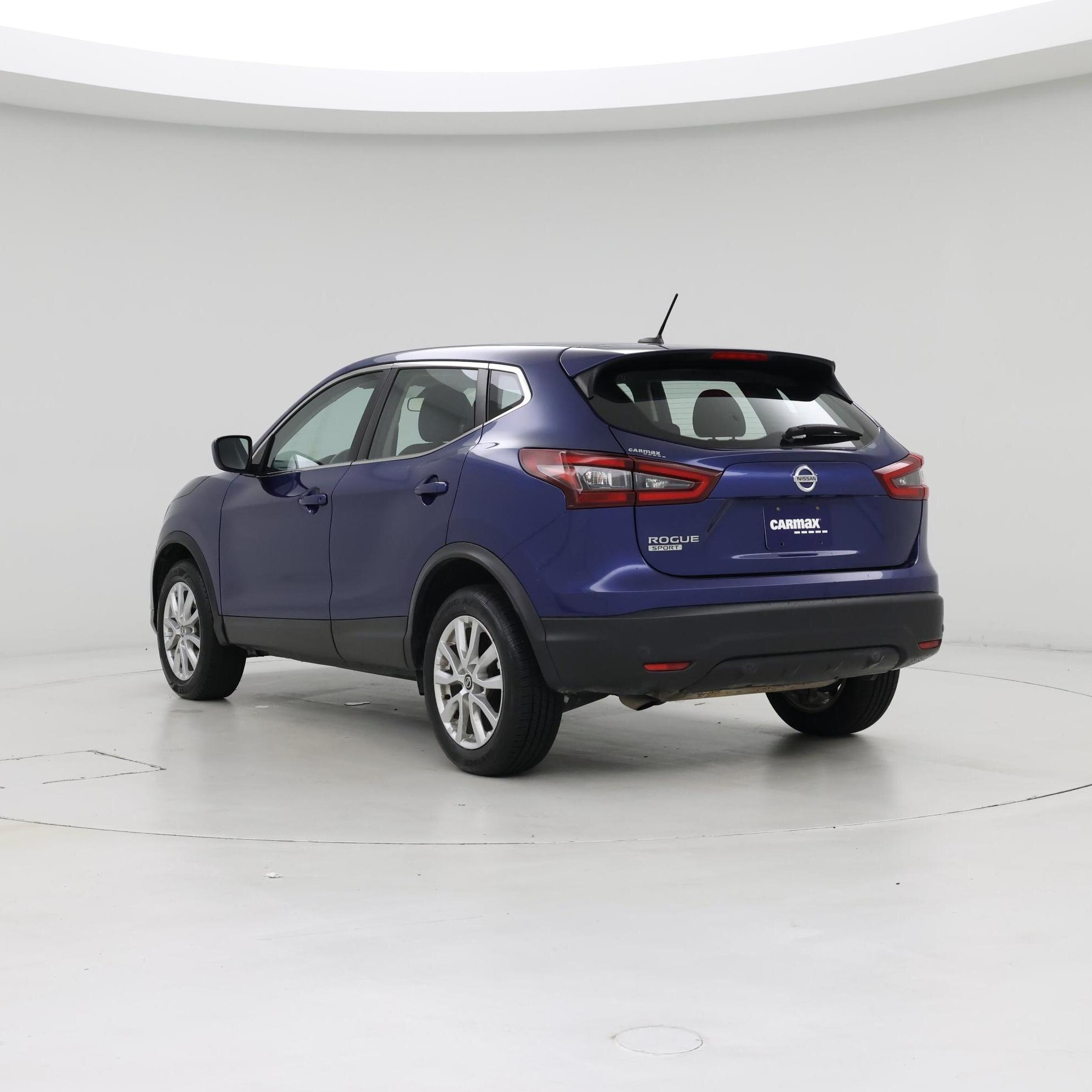 Thumbnail: 2021 Nissan Rogue Sport - 2