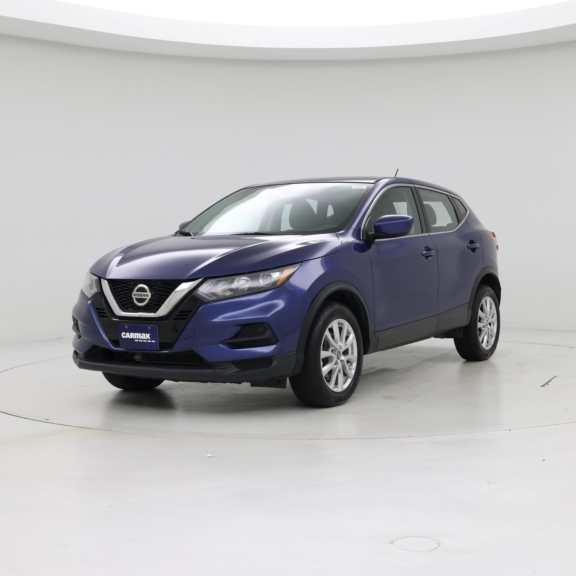 Thumbnail: 2021 Nissan Rogue Sport - 4