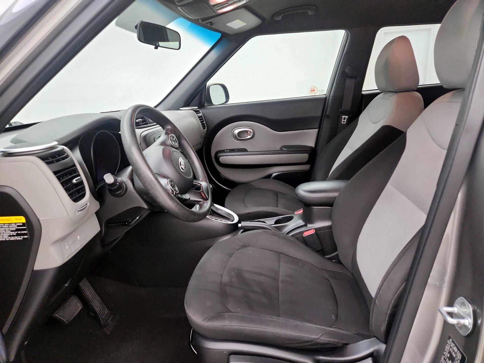 Thumbnail: 2016 Kia Soul - 11