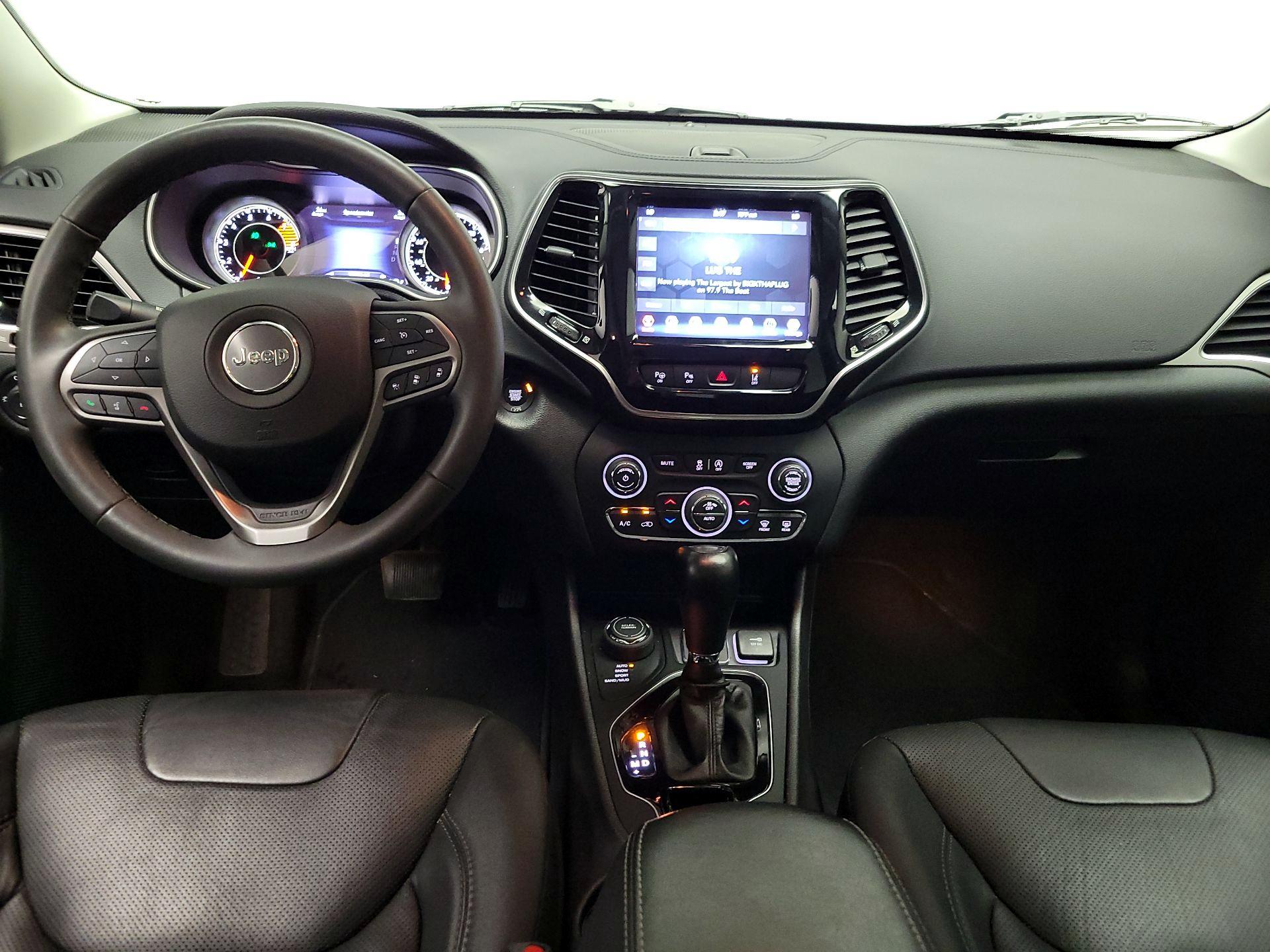 Thumbnail: 2021 Jeep Cherokee - 9