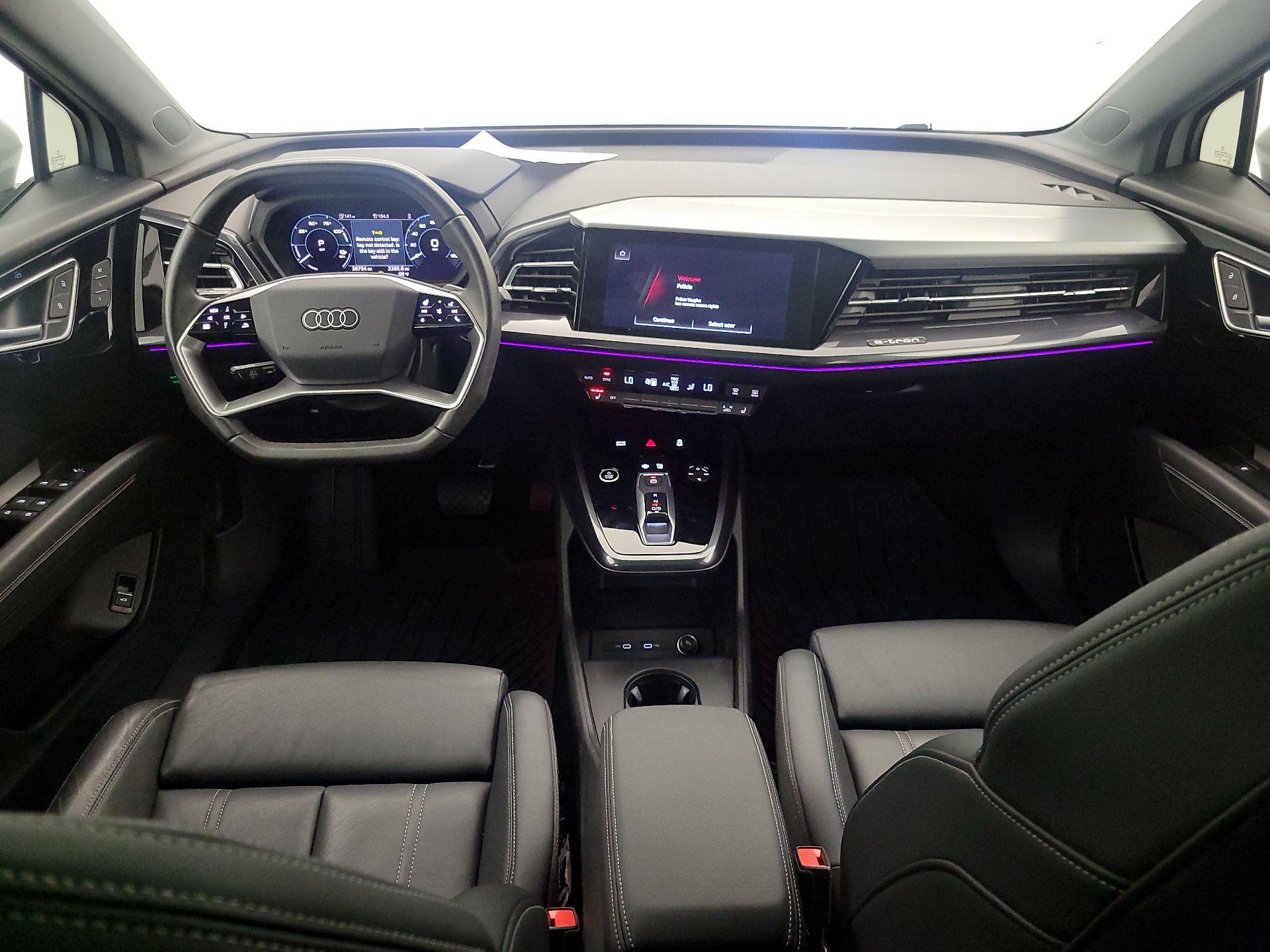 Thumbnail: 2022 Audi Q4 e-tron - 9