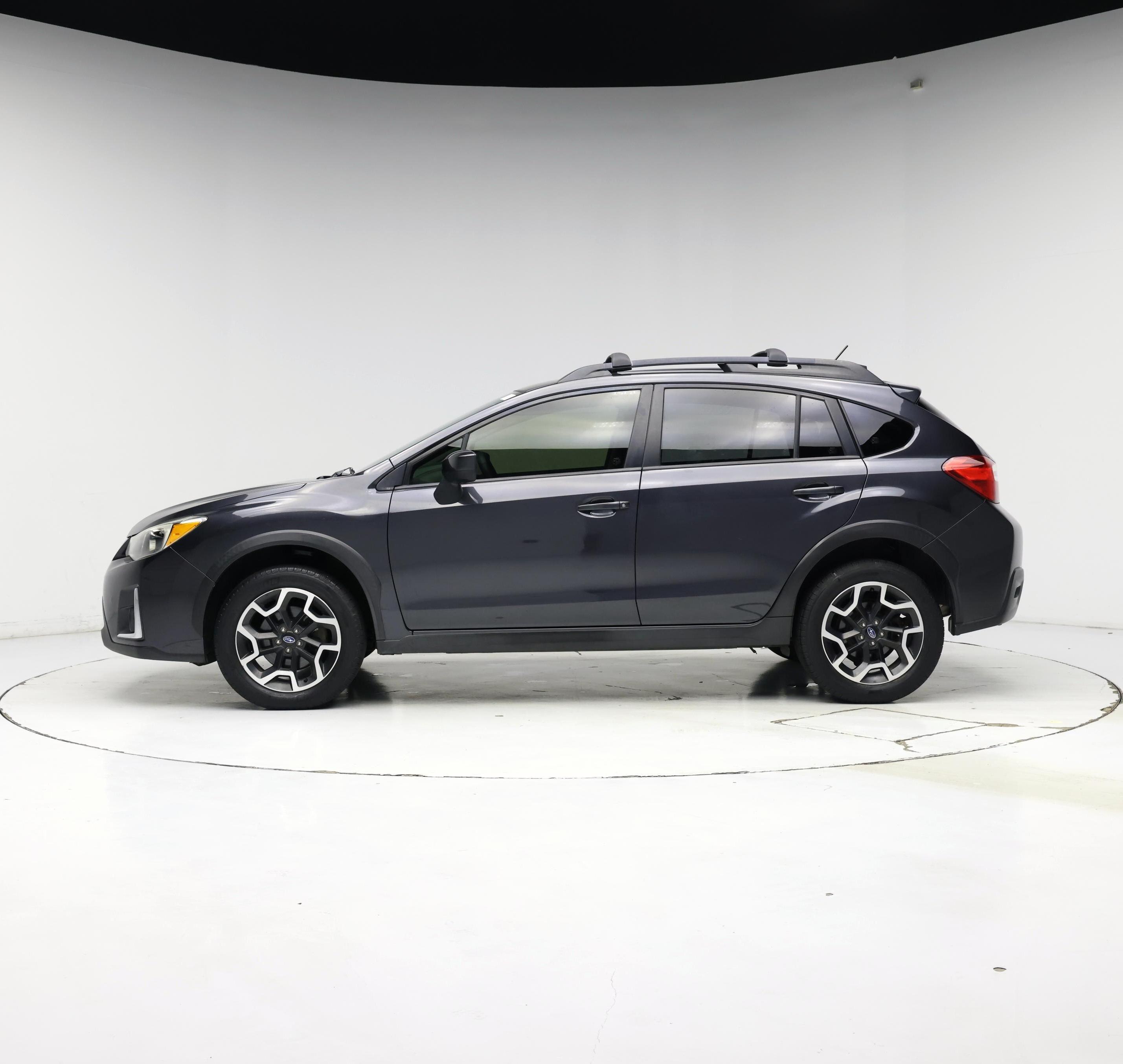 Thumbnail: 2016 Subaru XV Crosstrek - 3