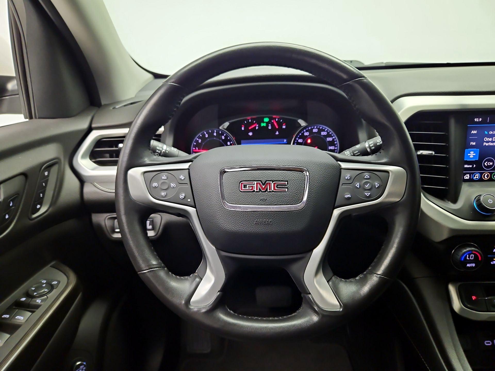 Thumbnail: 2022 GMC Acadia - 10