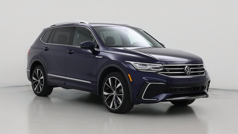 2022 Volkswagen Tiguan SE R-Line Hero Image