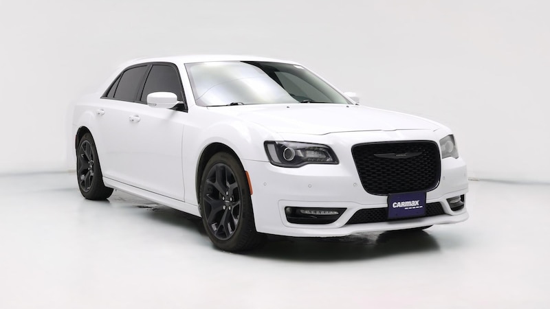 2022 Chrysler 300 Touring Hero Image