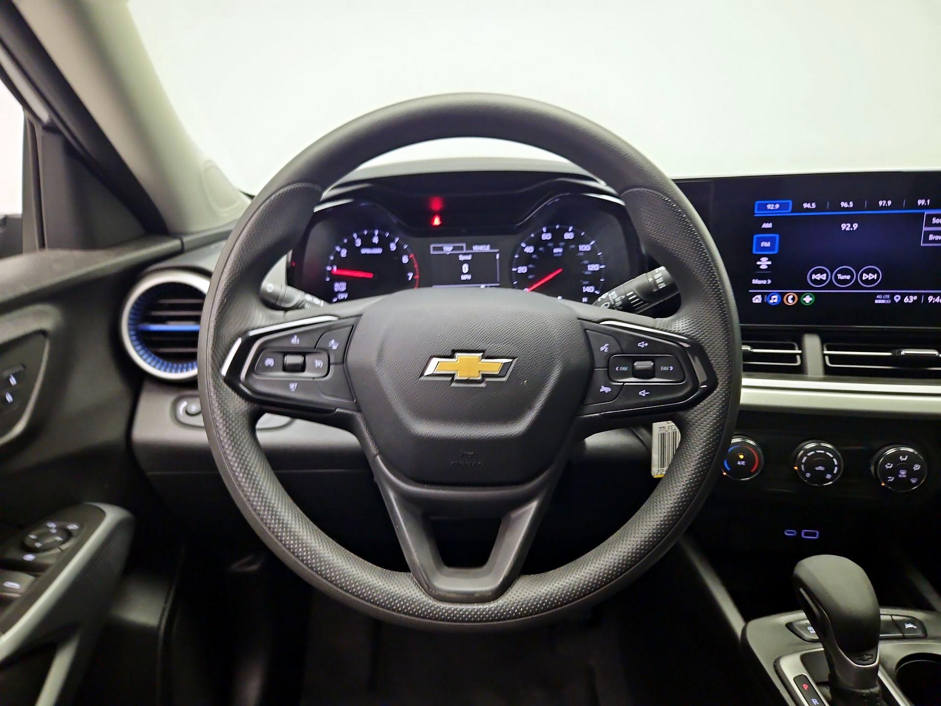 Thumbnail: 2024 Chevrolet Trax - 10