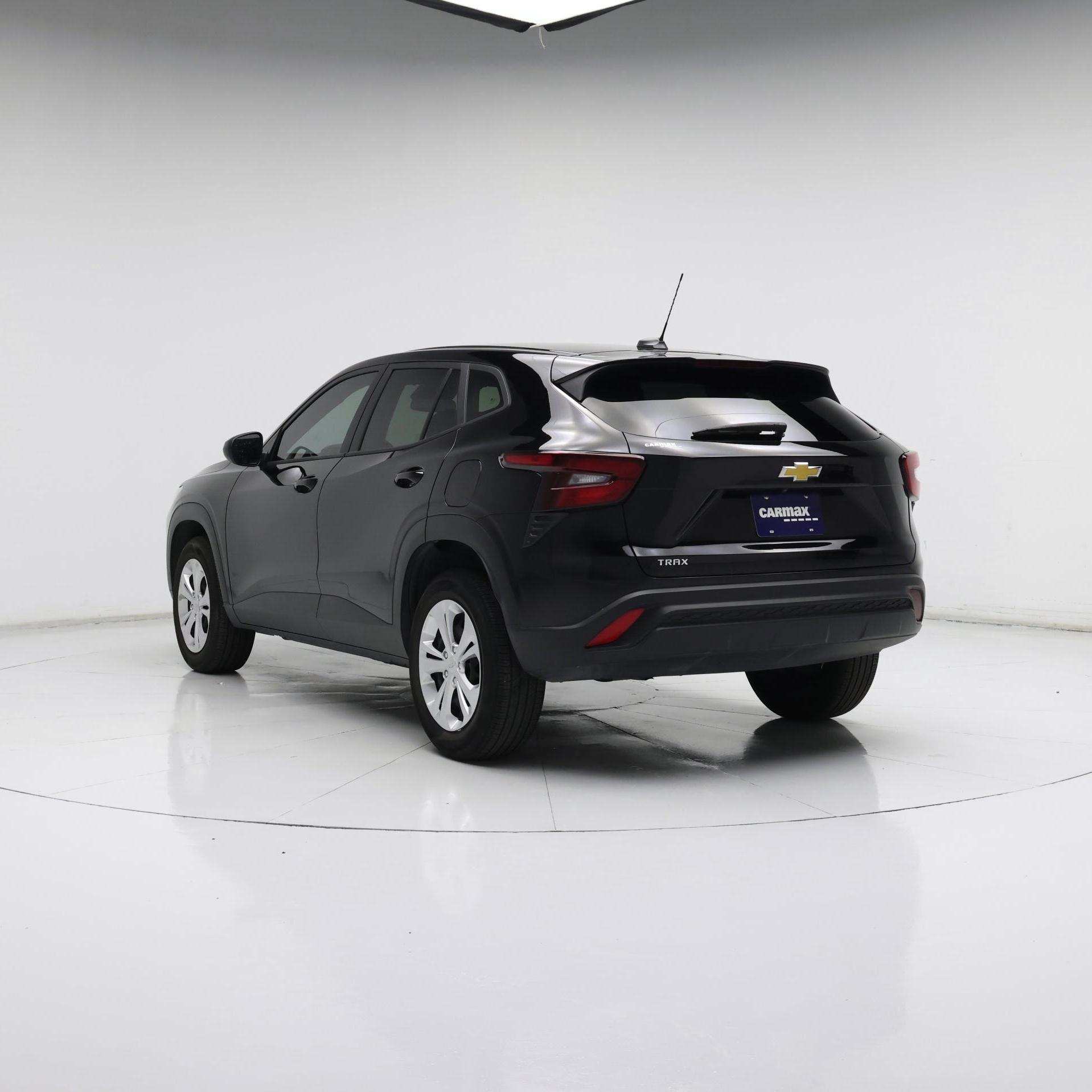 Thumbnail: 2024 Chevrolet Trax - 2