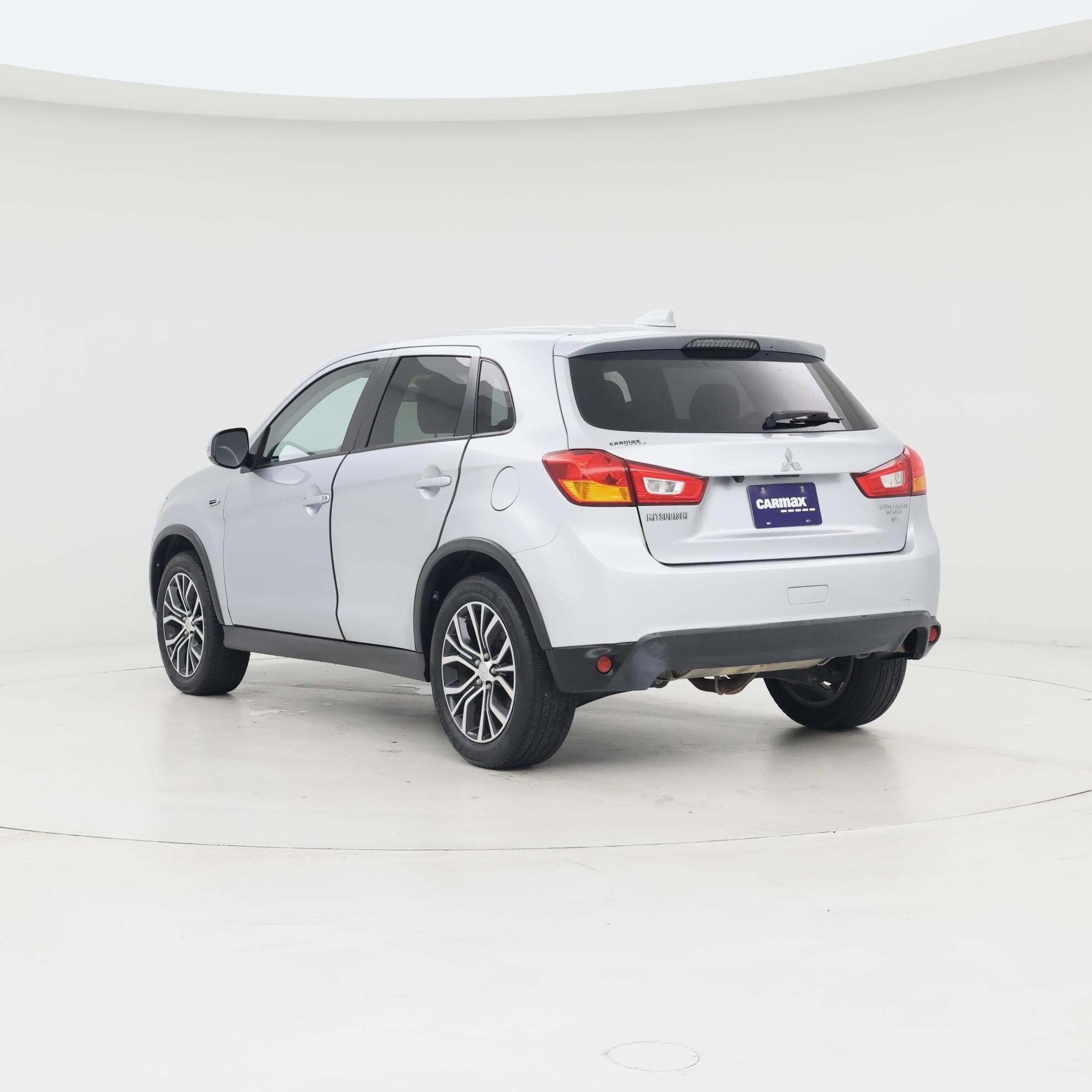 Thumbnail: 2017 Mitsubishi Outlander Sport - 2