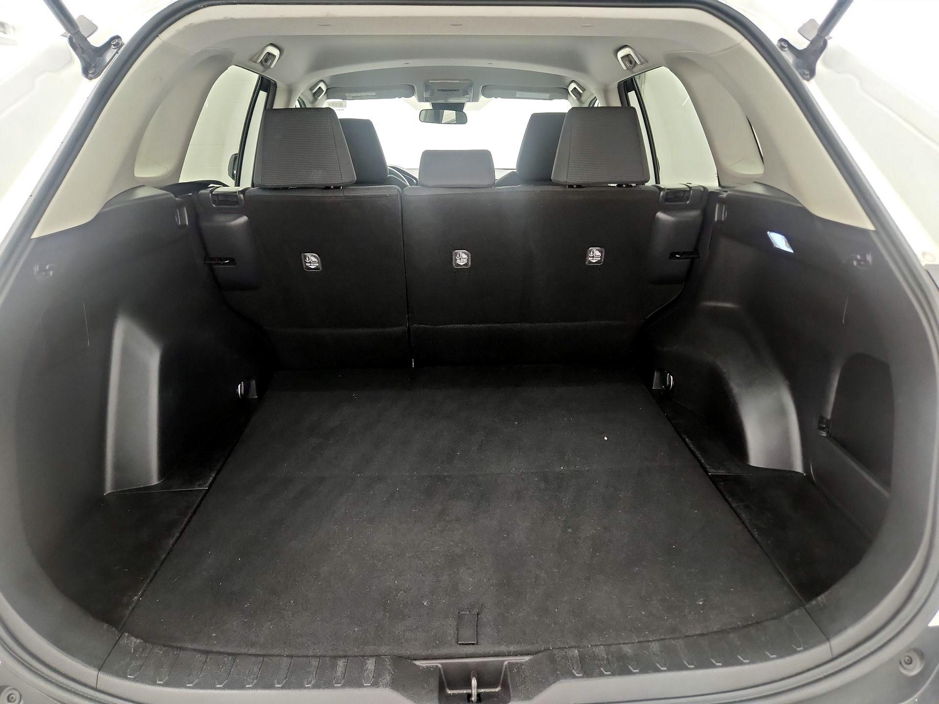 Thumbnail: 2021 Toyota RAV4 - 20