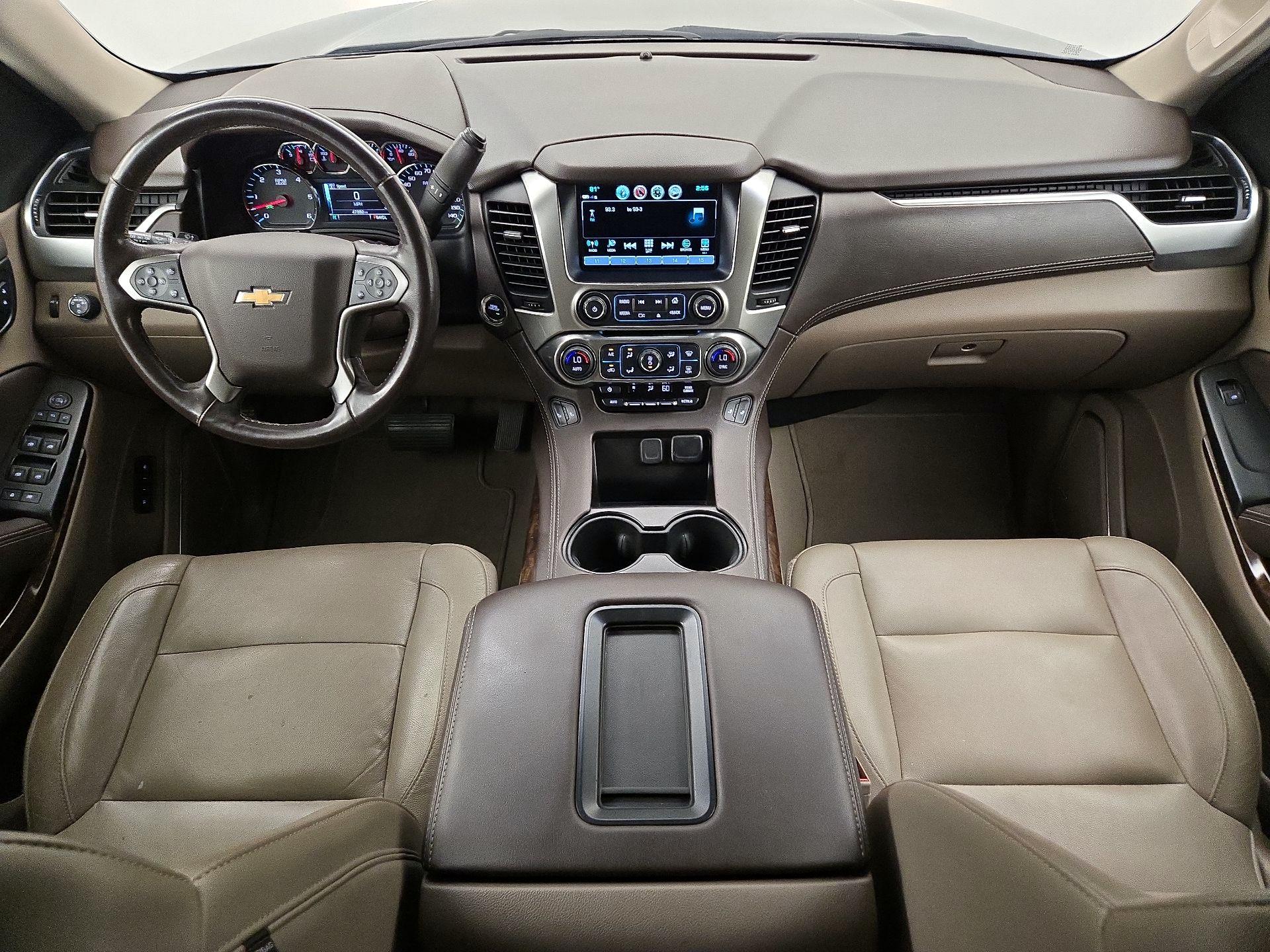 Thumbnail: 2019 Chevrolet Suburban - 9