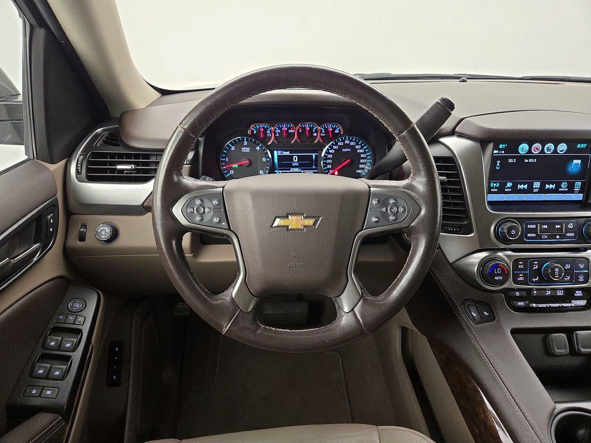Thumbnail: 2019 Chevrolet Suburban - 10