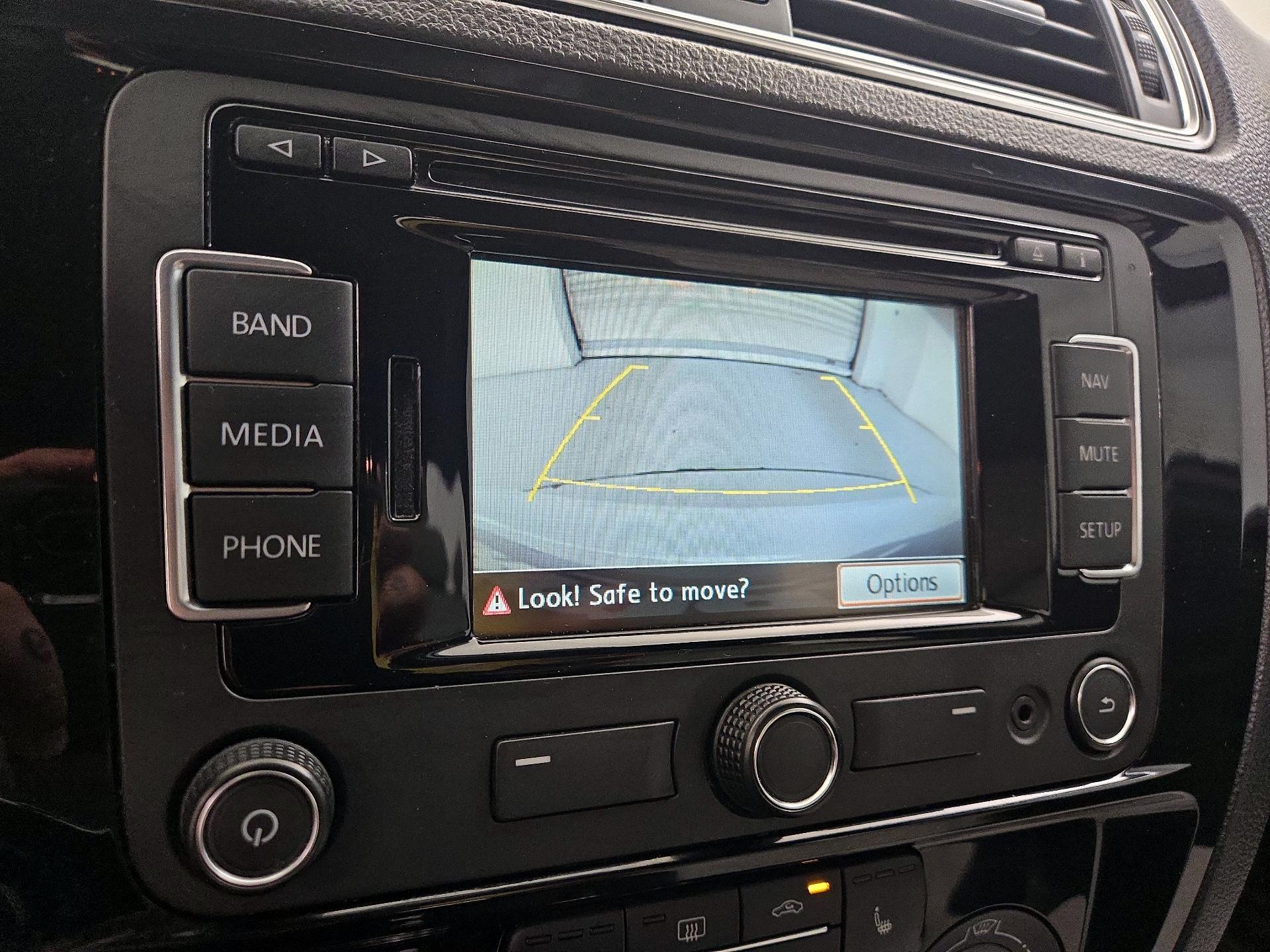 Thumbnail: 2015 Volkswagen Jetta - 15