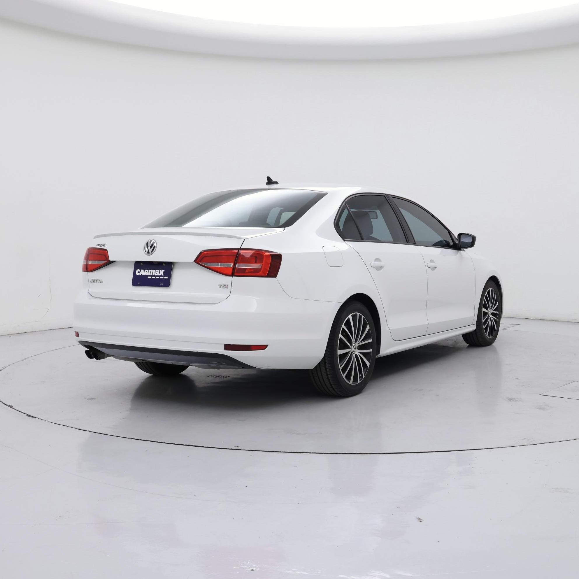 Thumbnail: 2015 Volkswagen Jetta - 8