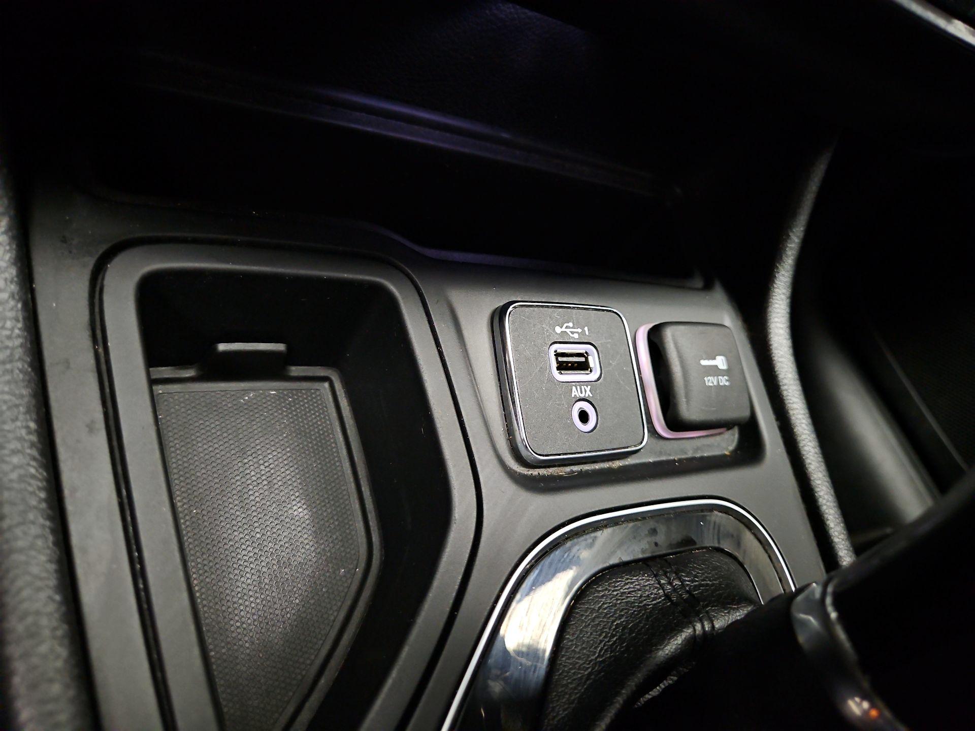 Thumbnail: 2020 Jeep Cherokee - 18