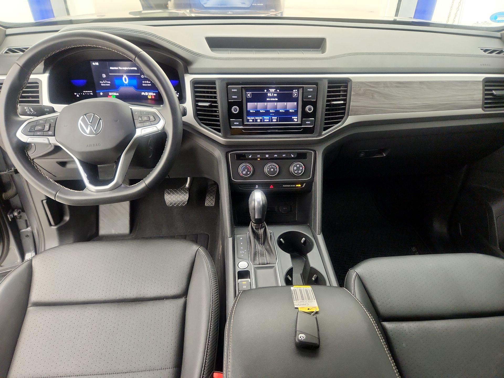 Thumbnail: 2023 Volkswagen Atlas - 9