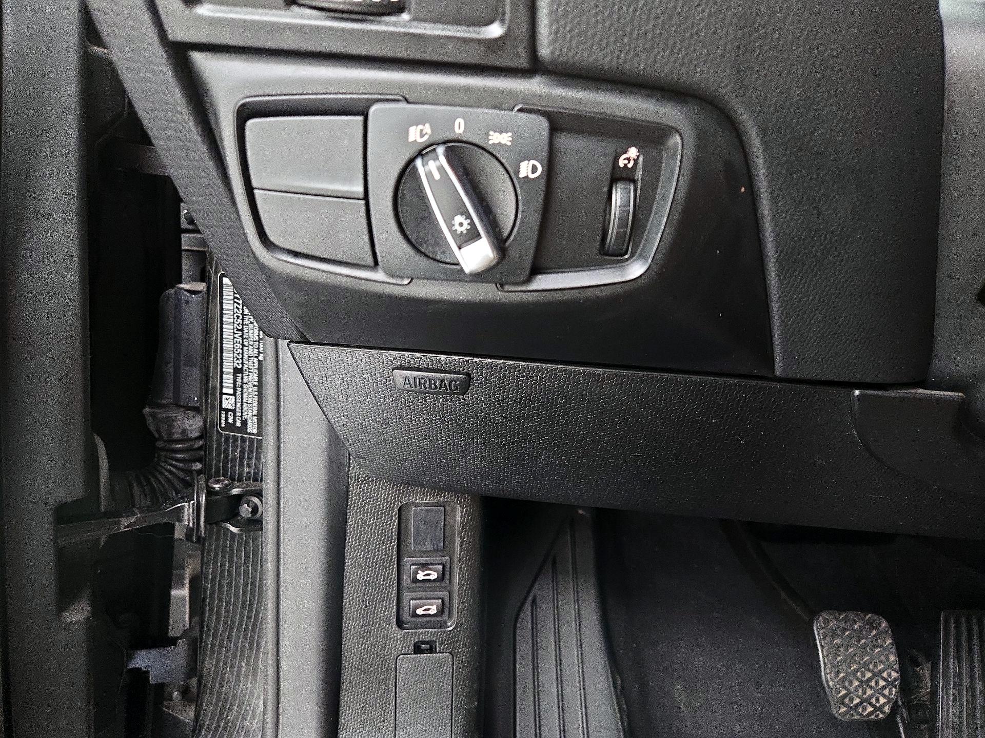 Thumbnail: 2018 BMW i3 - 13