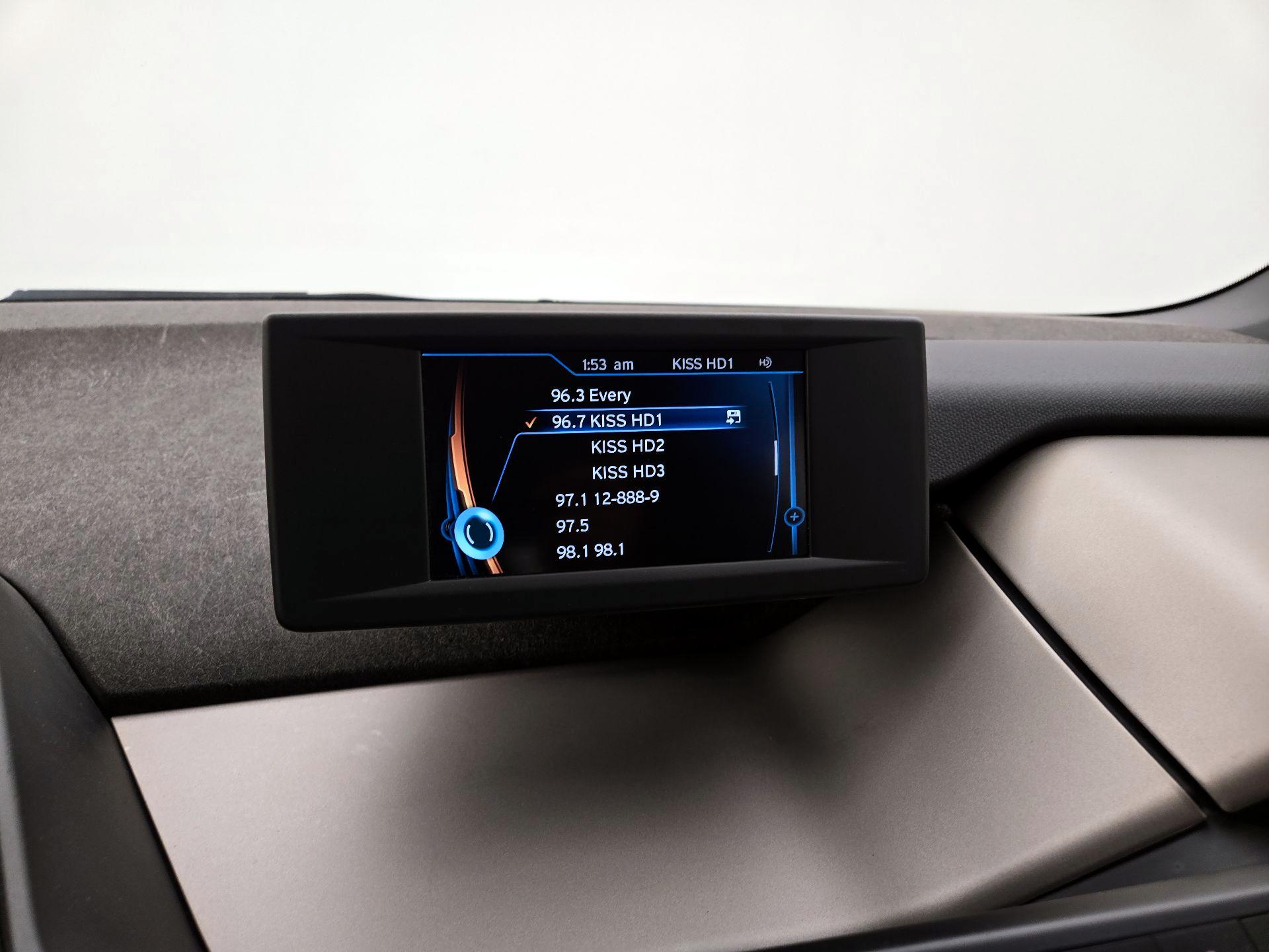 Thumbnail: 2018 BMW i3 - 16