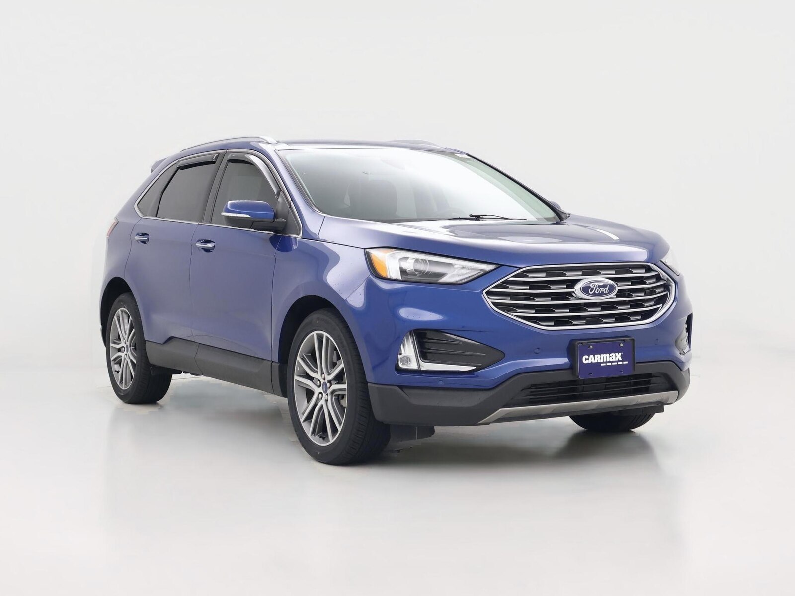 2022 Ford Edge Titanium's photo