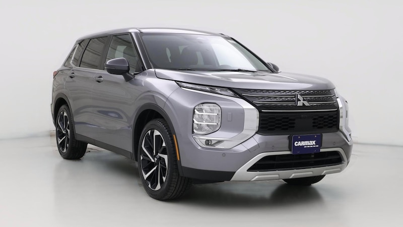 2022 Mitsubishi Outlander SE Hero Image