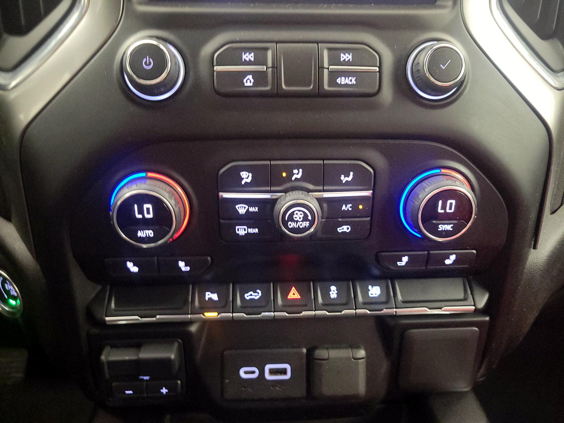 Thumbnail: 2021 Chevrolet Silverado 2500 - 16