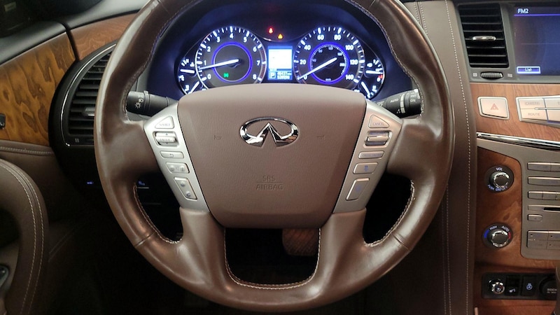 2017 INFINITI QX80 Limited 10