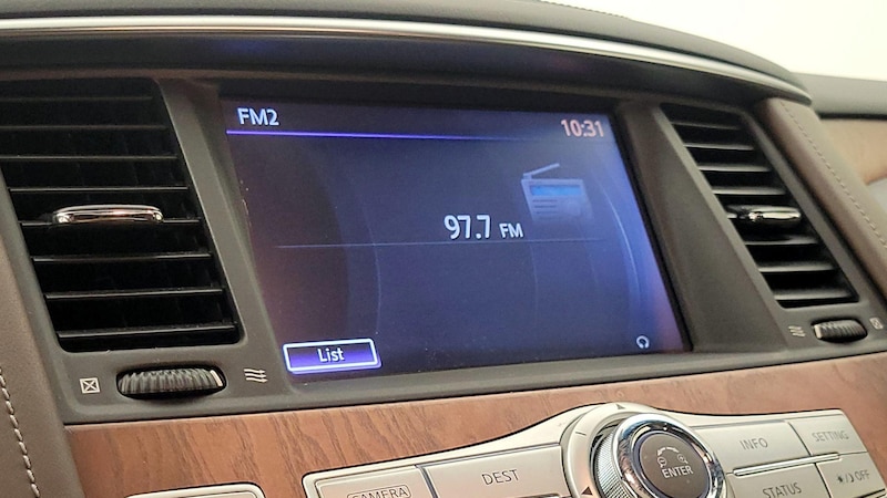 2017 INFINITI QX80 Limited 15