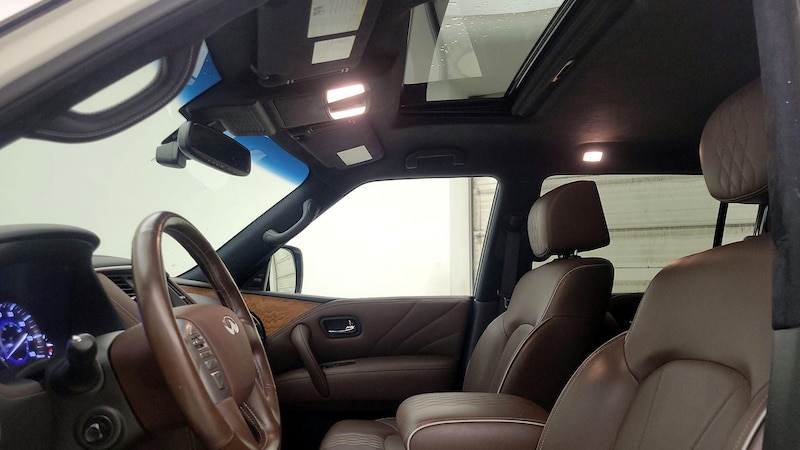 2017 INFINITI QX80 Limited 19