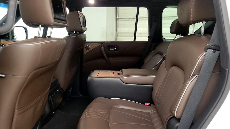 2017 INFINITI QX80 Limited 20