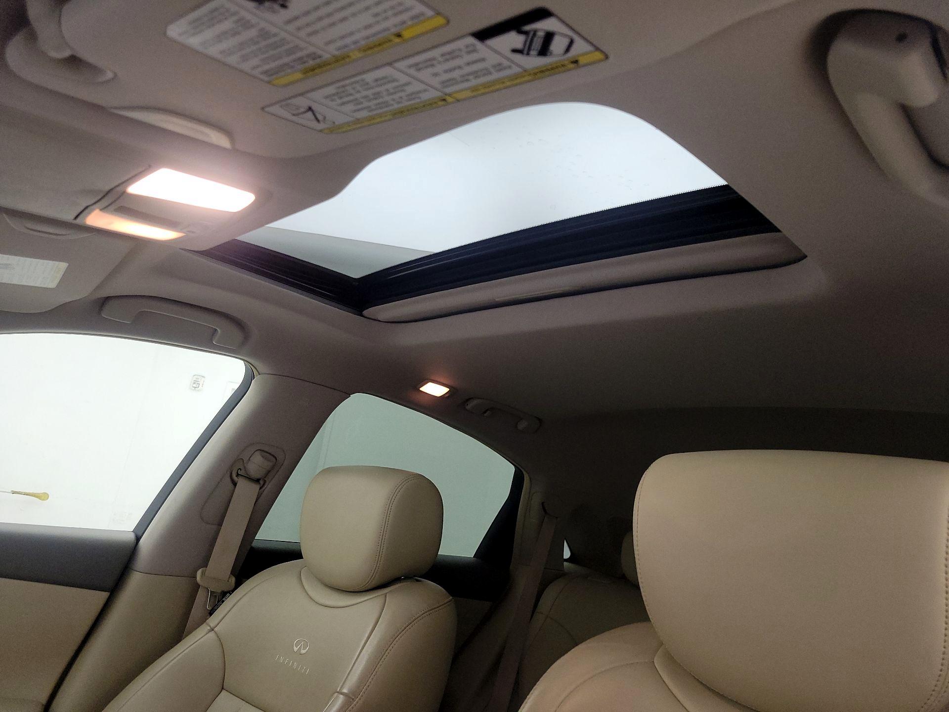 Thumbnail: 2013 INFINITI FX37 - 20