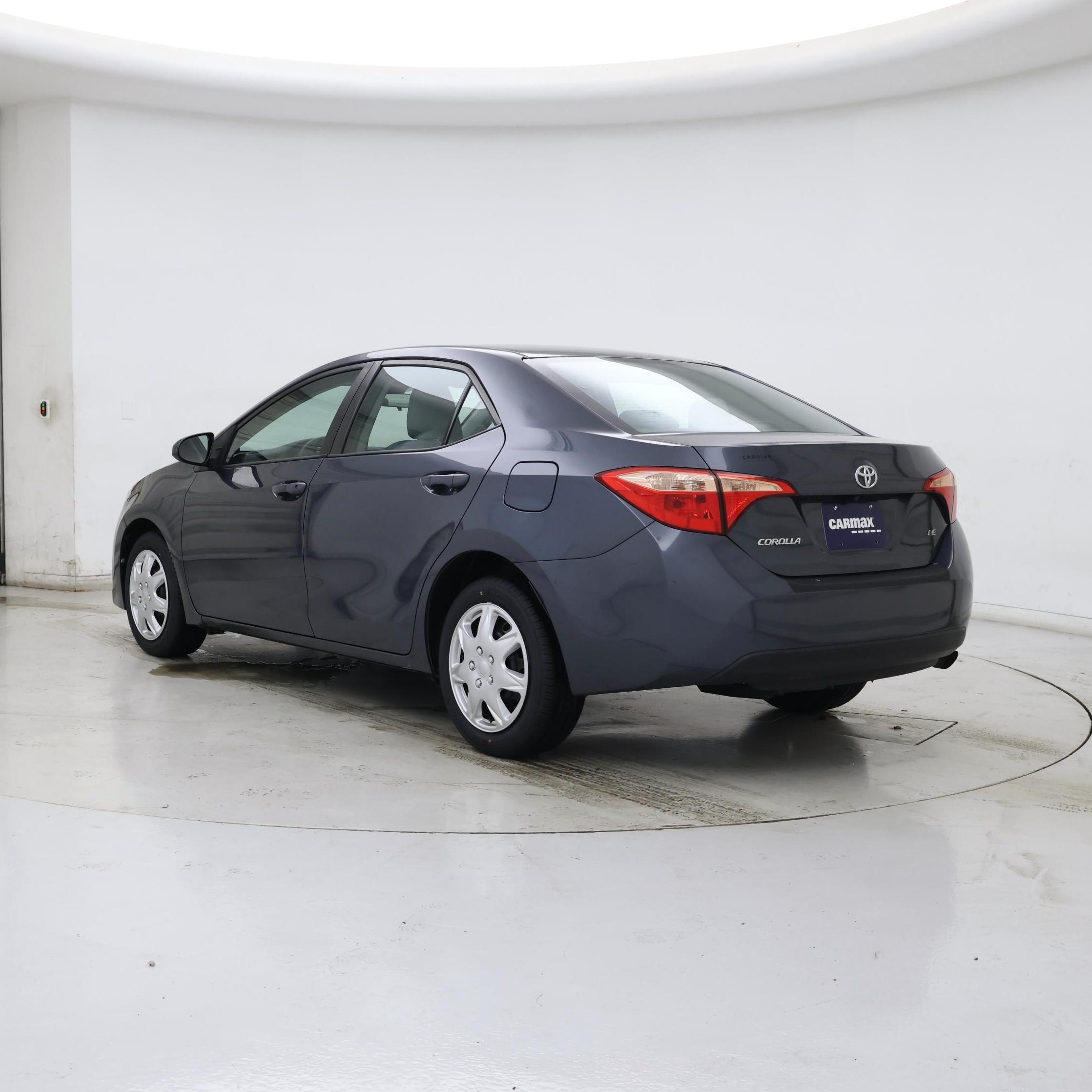 Thumbnail: 2017 Toyota Corolla - 2