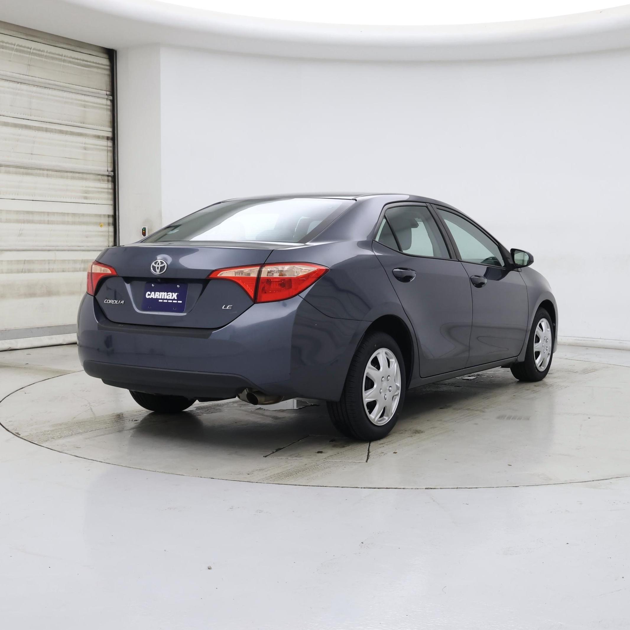 Thumbnail: 2017 Toyota Corolla - 8
