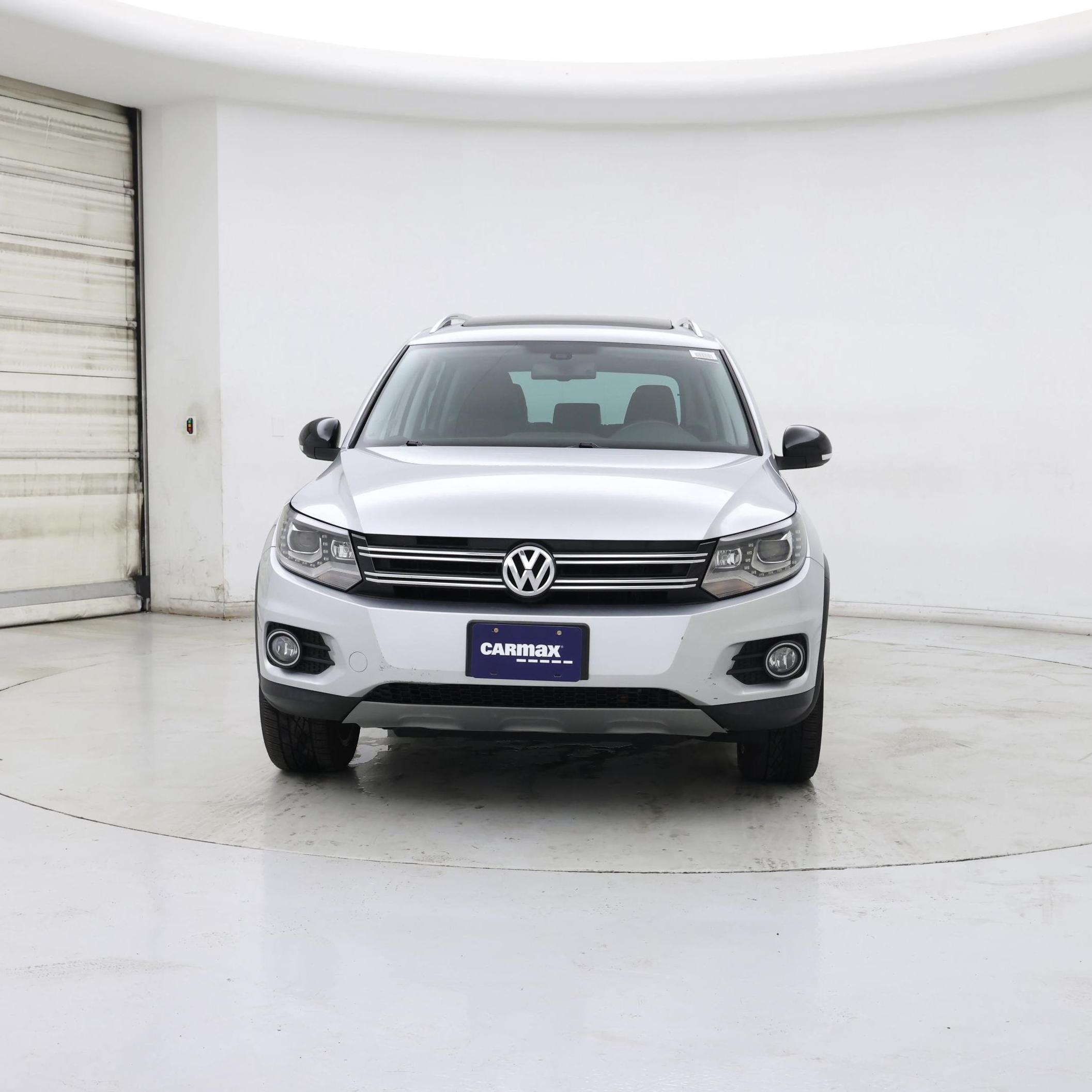 Thumbnail: 2017 Volkswagen Tiguan - 5