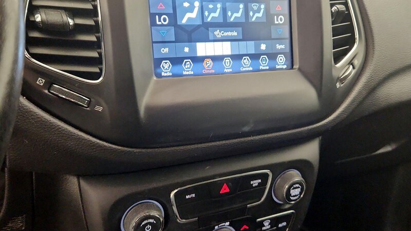 2020 Jeep Compass Latitude 16
