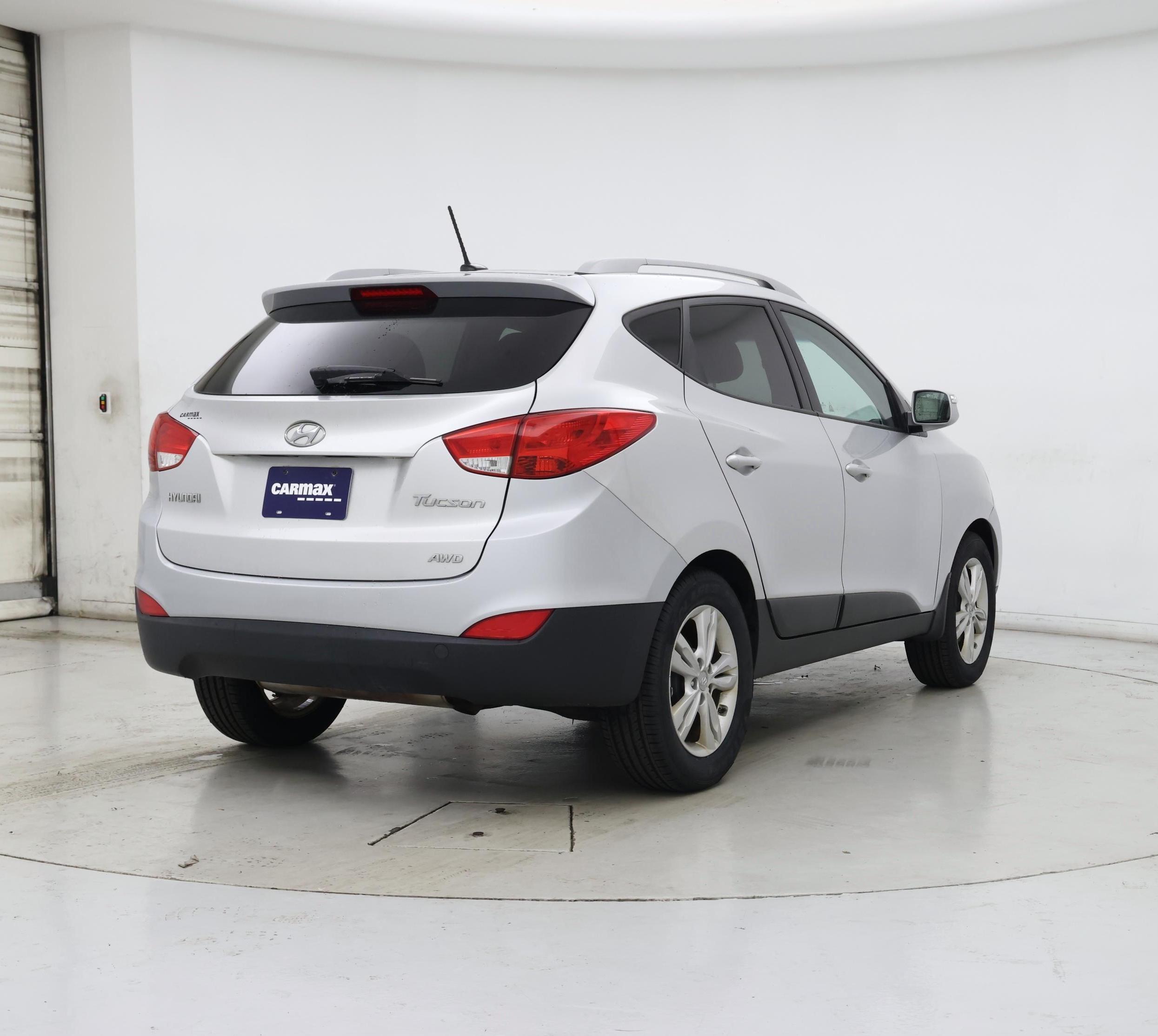 Thumbnail: 2013 Hyundai Tucson - 8