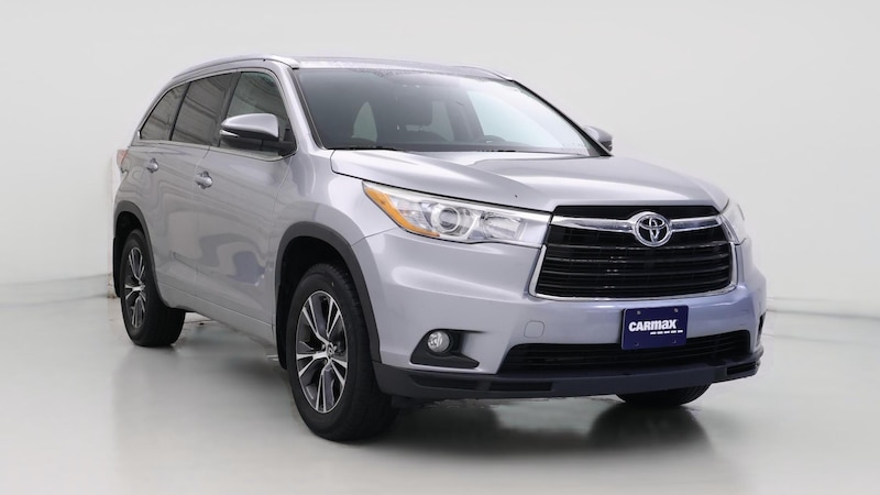 2016 Toyota Highlander XLE Hero Image