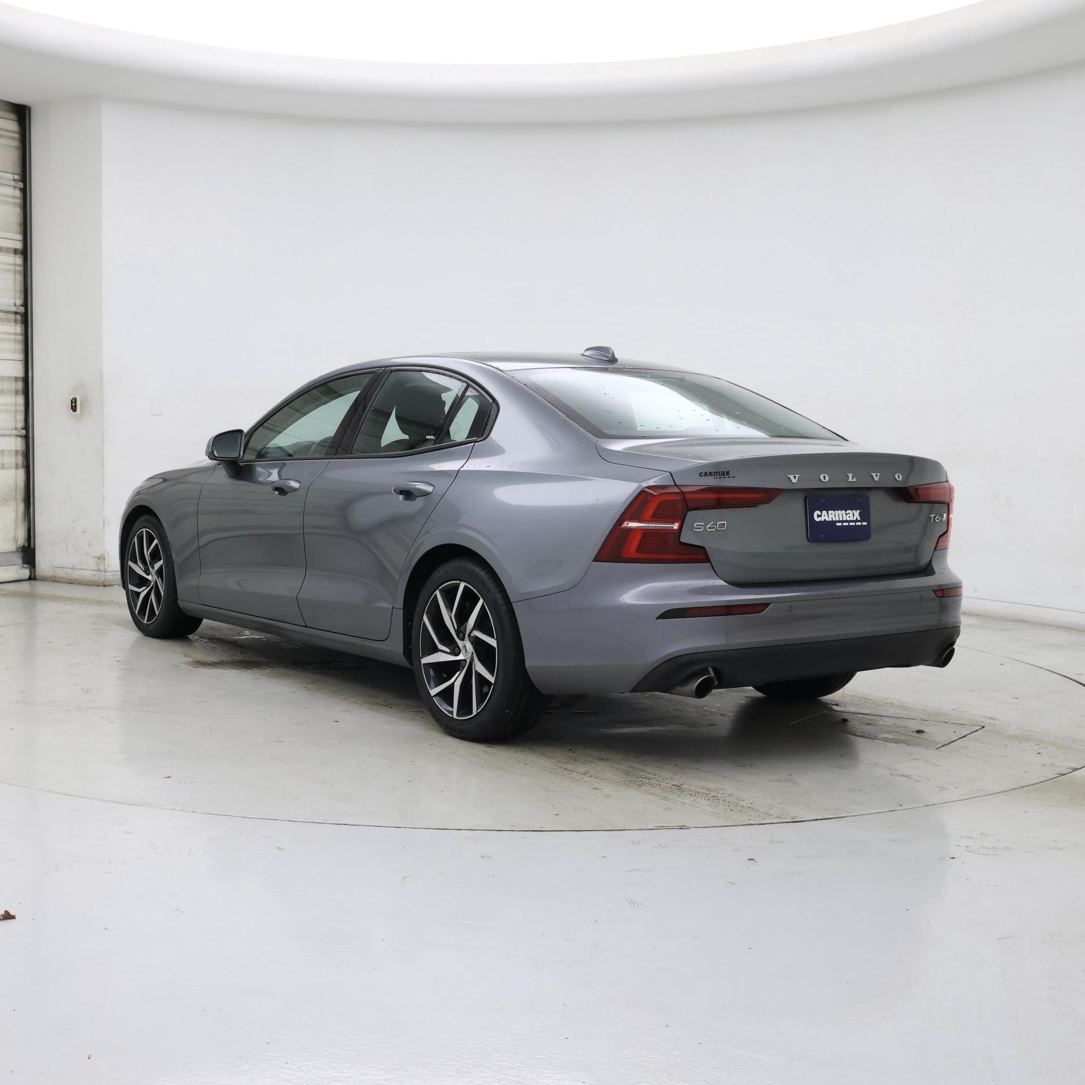 Thumbnail: 2019 Volvo S60 - 2
