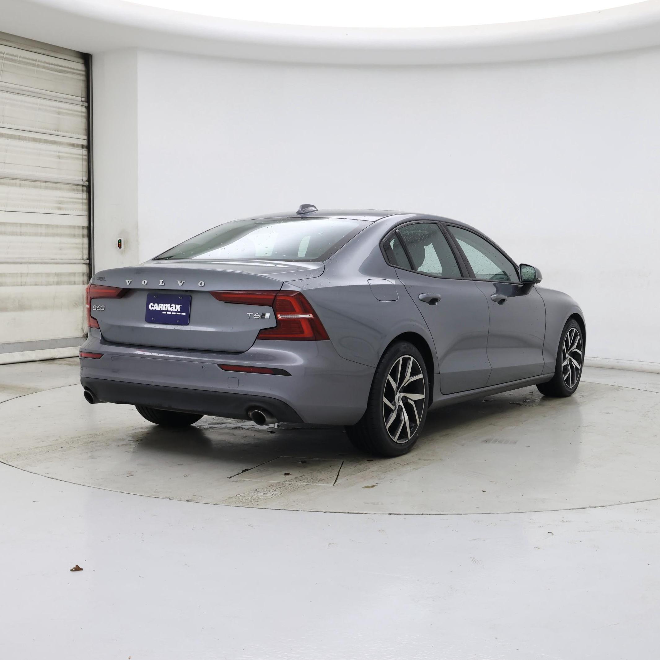 Thumbnail: 2019 Volvo S60 - 8